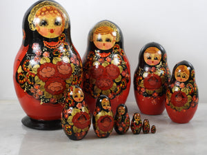 10 Pieces signed Matryoshka Doll