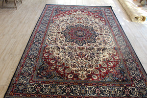 Madallion Design Machinemade rug