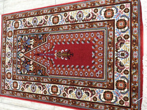 Red Turkish Oriental Machinemade Rug 80x125Cm