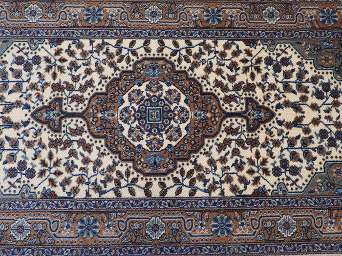 Turkish Medallion Design Wool Area Rug 80x160 Cm