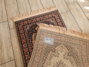 Traditional Madallion Design Wool Machinemade Rug 75x150 Cm