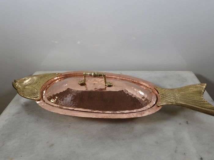 Handmade Fish Shaped Large Copper Decorative Service Dish With Cover