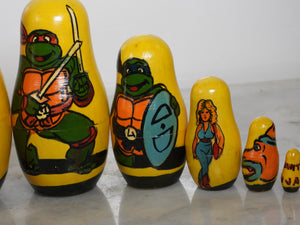 Vintage Handpainted 7 set of Teenage Mutant Ninja Turtles Nesting Dolls