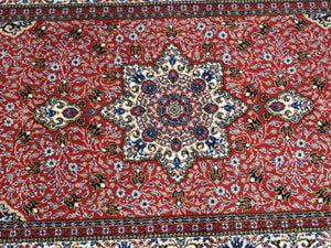 Turkish Oriental Medallion Design Rug