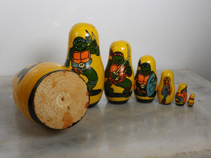 Vintage Handpainted 7 set of Teenage Mutant Ninja Turtles Nesting Dolls