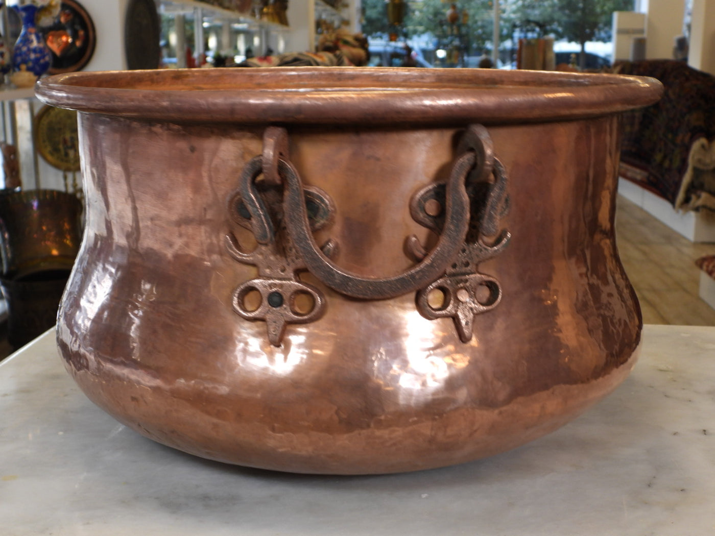 cauldron plant pot Hand Hammered Round Copper Cauldron Pot Planter with Copper Handles
