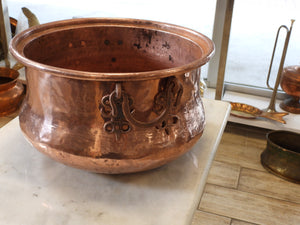 Hand Hammered Round Copper Cauldron Pot Planter with Copper Handles