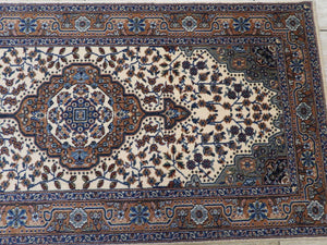 Turkish Medallion Design Wool Area Rug 80x160 Cm