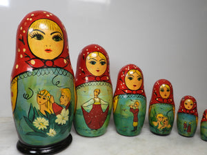 Handmade 7 pieces Russian Matryoshka Nesting Dolls
