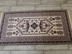 Traditional Kilim Design Wool Machinemade Rug