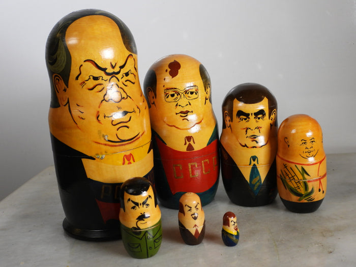 7 Pieces Leaders Matryoshka Dolls