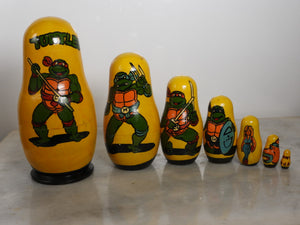 Vintage Handpainted 7 set of Teenage Mutant Ninja Turtles Nesting Dolls