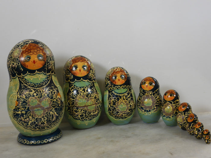 10 Pieces Green Signed Matryoshka Doll