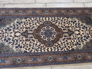 Turkish Medallion Design Wool Area Rug 80x160 Cm