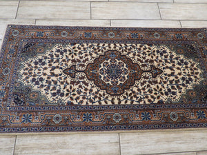 Turkish Medallion Design Wool Area Rug 80x160 Cm