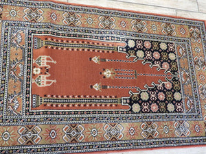 Turkish Machinemade Rug 70x120 Cm