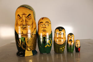 5 Pieces  Russian matryoshka Doll ( Leaders)